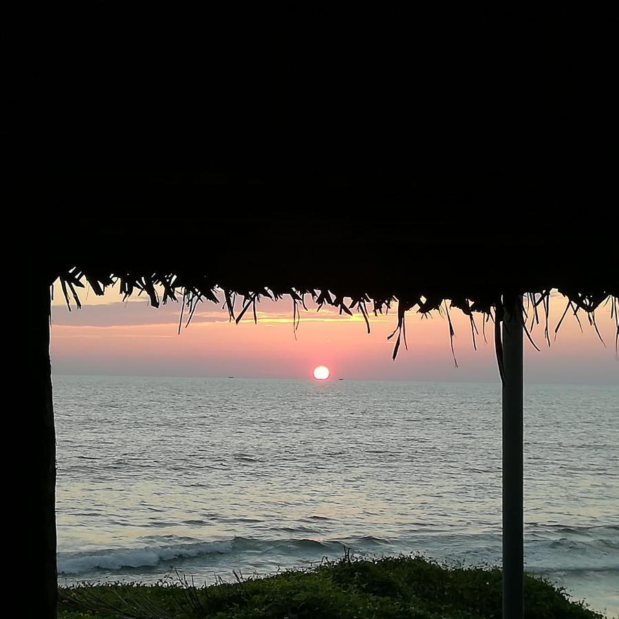 ורקלה Sukriti Beach Resort מראה חיצוני תמונה